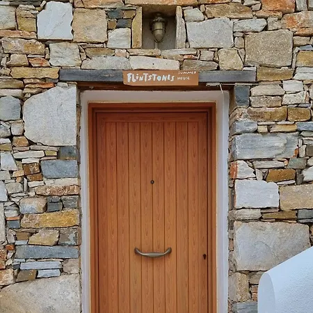 Flintstones Summer House - Casa de Férias *